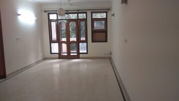 Room in 3 BHK Apartment at Gail CGHS, Sector 56 – for Rent