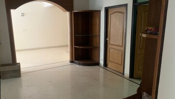 Room in 3 BHK Apartment at Gail CGHS, Sector 56 – for Rent