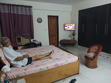 Bedroom in 3 BHK Apartment at Gail CGHS, Sector 56 – for Rent