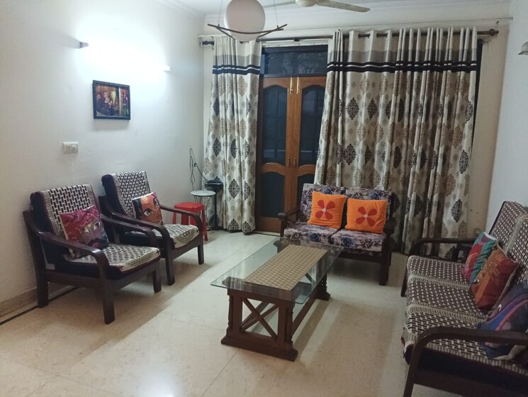 Living Room, gail-cghs 3 Bedroom 2800 Sq.Ft. Apartment In Sector 56 Gurgaon 8967008