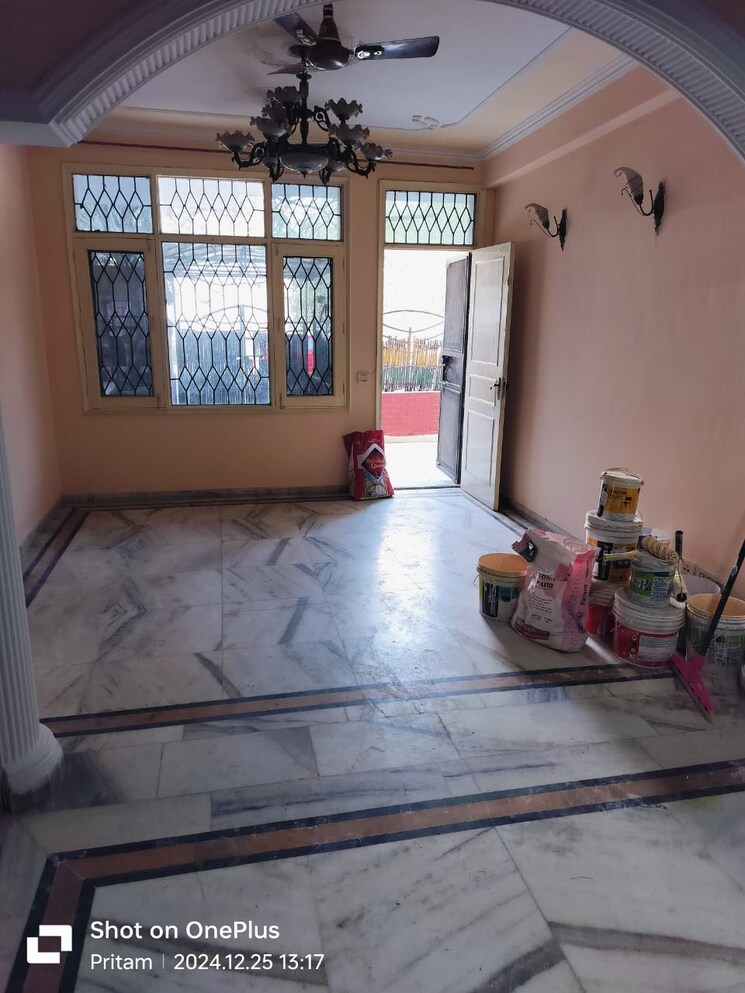 Room, ardee-city 3 Bedroom 240 Sq.Ft. Builder Floor In Sector 52 Gurgaon 8967037