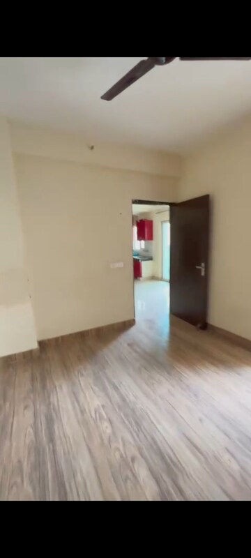 Room in 2 BHK Apartment at Fusion Homes, Tech Zone 4 Greater Noida – for Sale