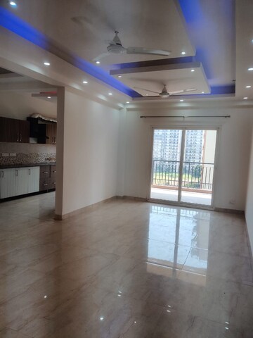 Room in 3 BHK Apartment at Maxblis Grand Wellington, Sector 75 – for Rent