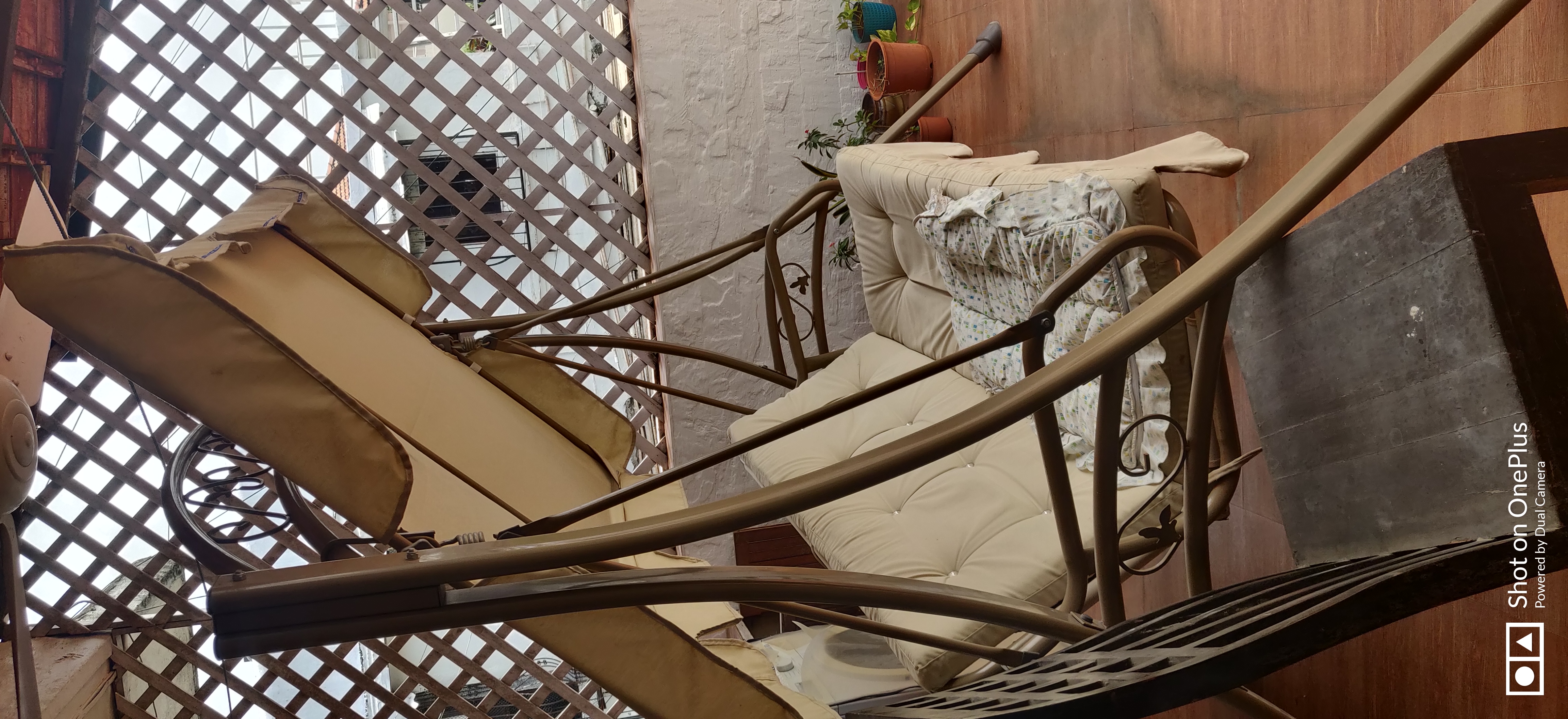 2.5 BHK + Extra Room Apartment For Sale in Western Bridge 