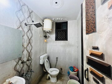 Master Bedroom in 1 BHK Builder Floor at Chattarpur – for Rent