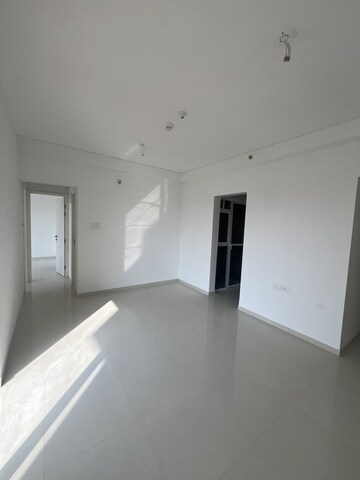 Room in 2 BHK Apartment at Godrej Boulevard, Manjari – for Rent