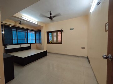 Room in 2 BHK Apartment at Fair View Apartment, Chembur – for Rent