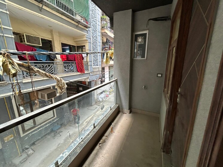 Balcony, chattarpur 3 Bedroom 1200 Sq.Ft. Builder Floor In Chattarpur Delhi 8967061