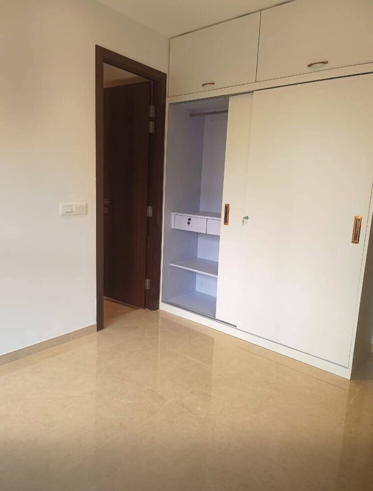 Room, hiranandani-gardens 1 Bedroom 379 Sq.Ft. Apartment In Powai Mumbai 8967072