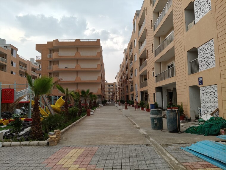 Exterior View, uninav-utopia 4 Bedroom 2650 Sq.Ft. Apartment In Morti Ghaziabad 8967084