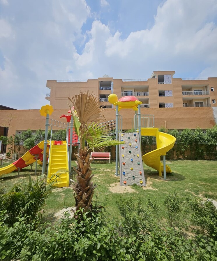 Exterior View, uninav-utopia 4 Bedroom 2650 Sq.Ft. Apartment In Morti Ghaziabad 8967084
