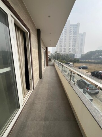 Balcony in 4 BHK Builder Floor at Sector 84 – for Rent