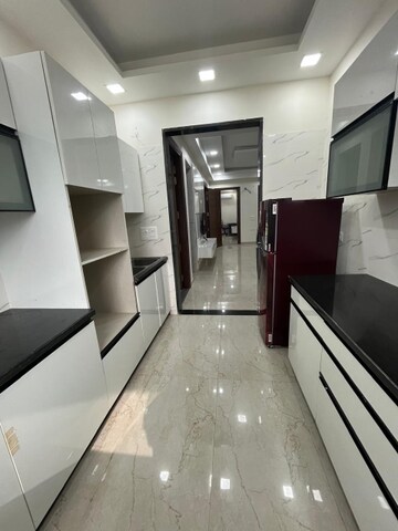Kitchen in 4 BHK Builder Floor at Sector 84 – for Rent