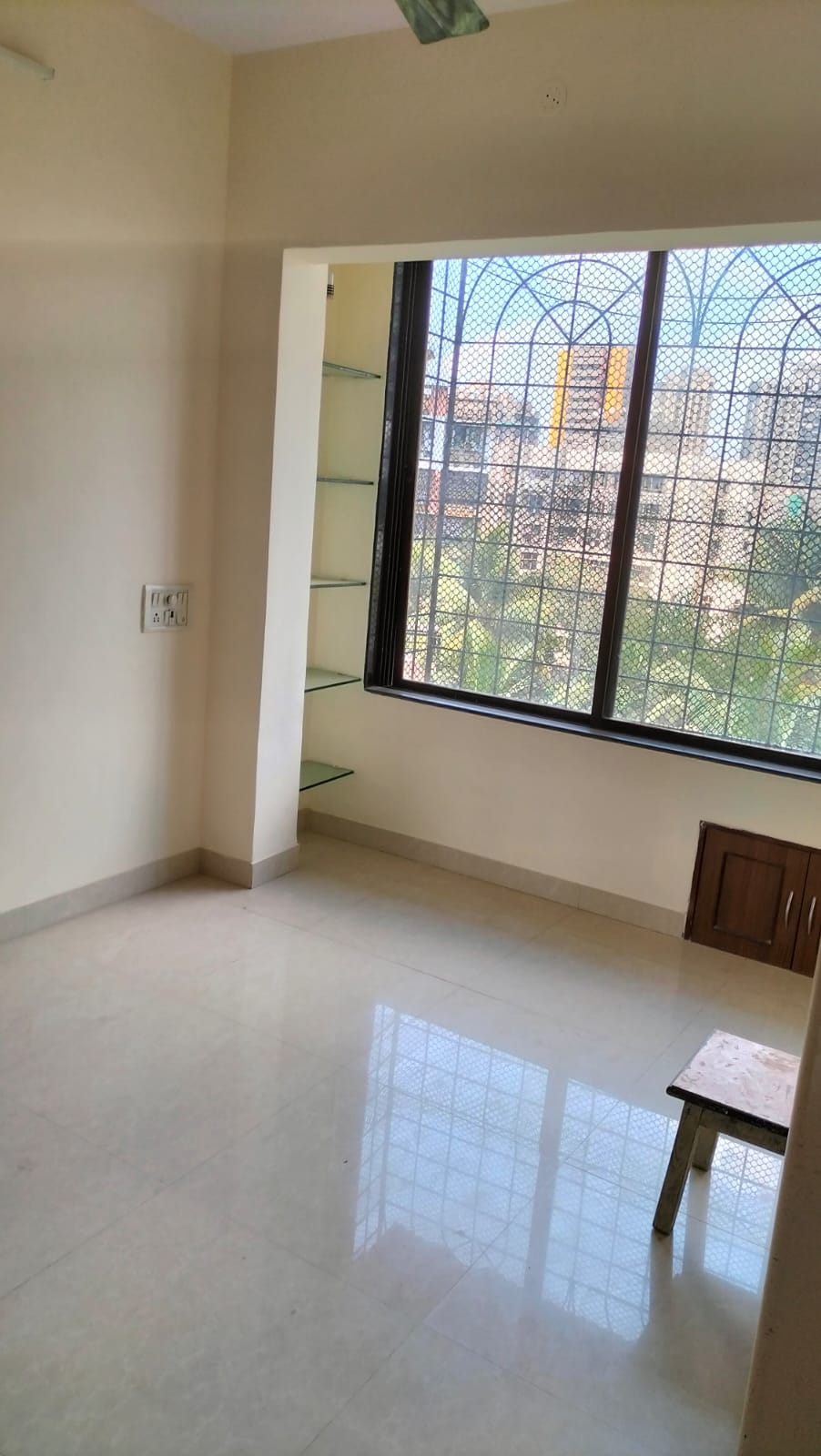 1 BHK 600 Sq.Ft. Apartment in Arpan Darpan CHS