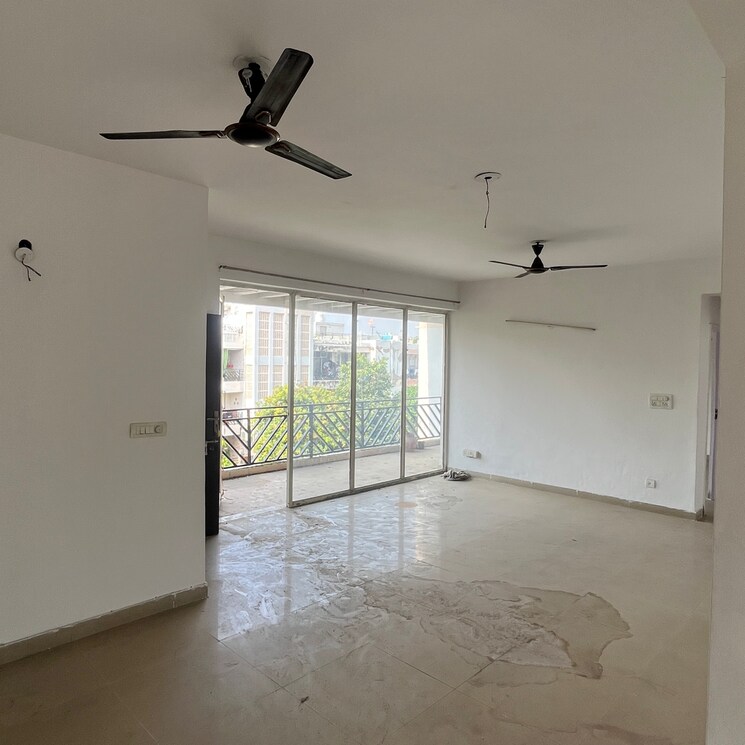 Room, puri-vip-floors 3 Bedroom 1500 Sq.Ft. Villa In Sector 81 Faridabad 8967144