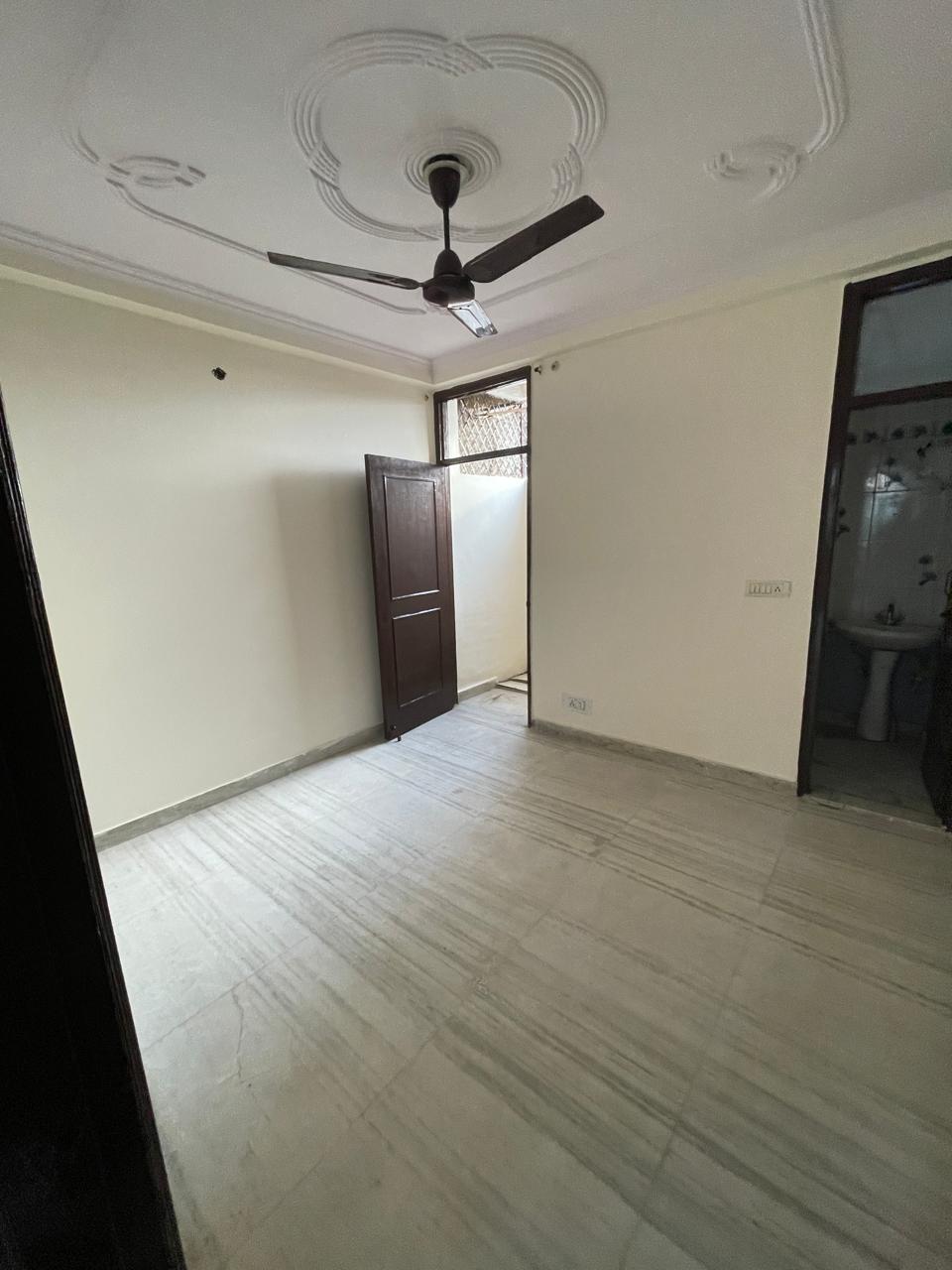 3 BHK Builder Floor For Sale in Begumpur Malviya Nagar 
