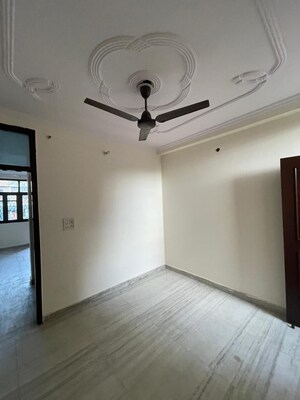 Room in 3 BHK Builder Floor at Malviya Nagar – for Sale