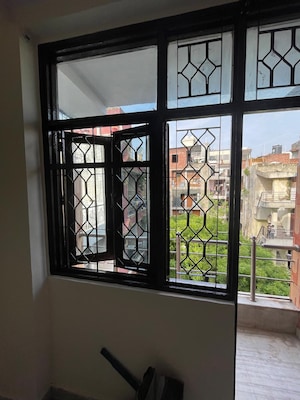 Room in 3 BHK Builder Floor at Malviya Nagar – for Sale