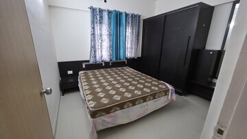 Bedroom in 1 BHK Apartment at Amanora Desire Tower, Magarpatta Road – for Rent