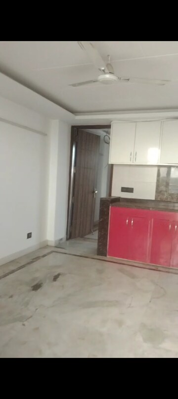 Kitchen in 1 BHK Builder Floor at Savitri Nagar – for Rent