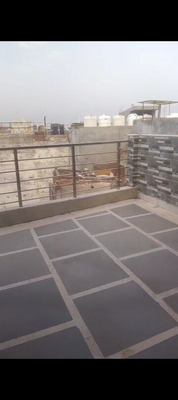 Balcony in 1 BHK Builder Floor at Savitri Nagar – for Rent