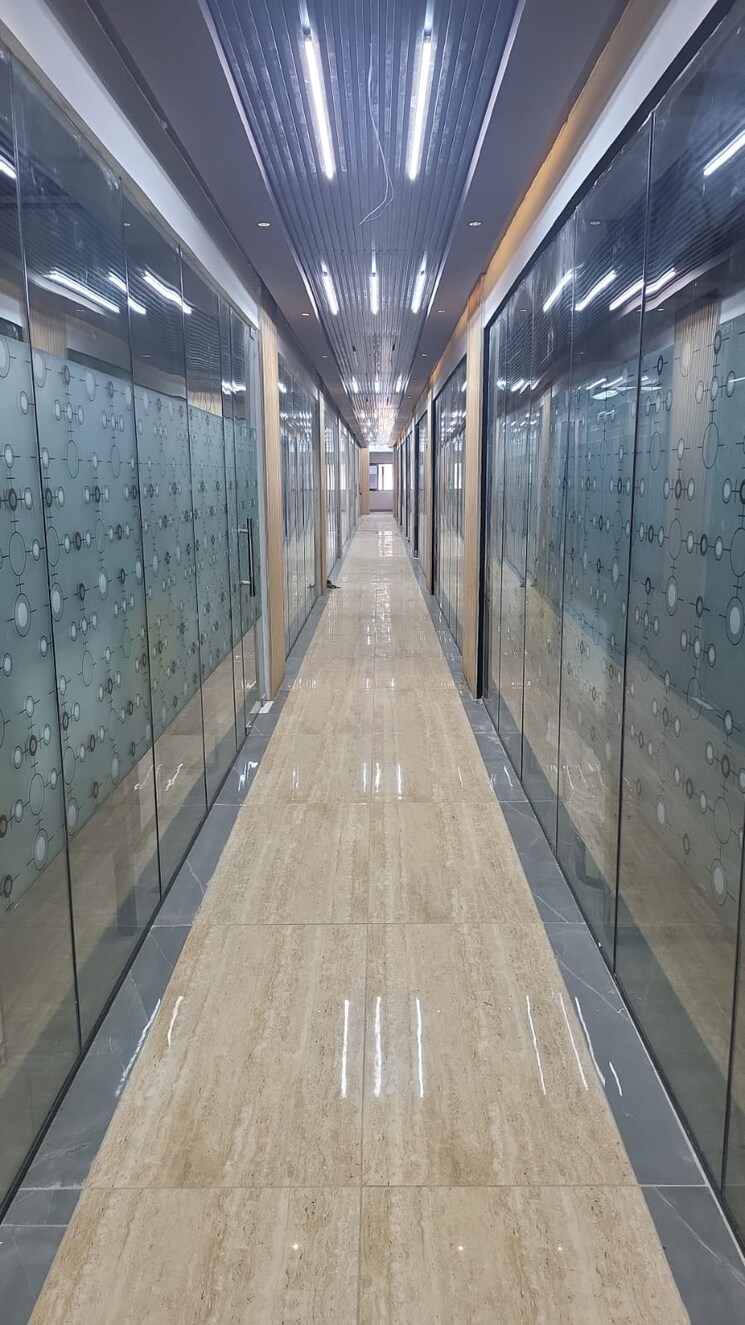 undefined, sector 63 Commercial Office Space 2000 Sq.Ft. In Sector 63 Noida 8967240