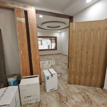 Bedroom in 3 BHK Builder Floor at New Industrial Township 1 – for Rent