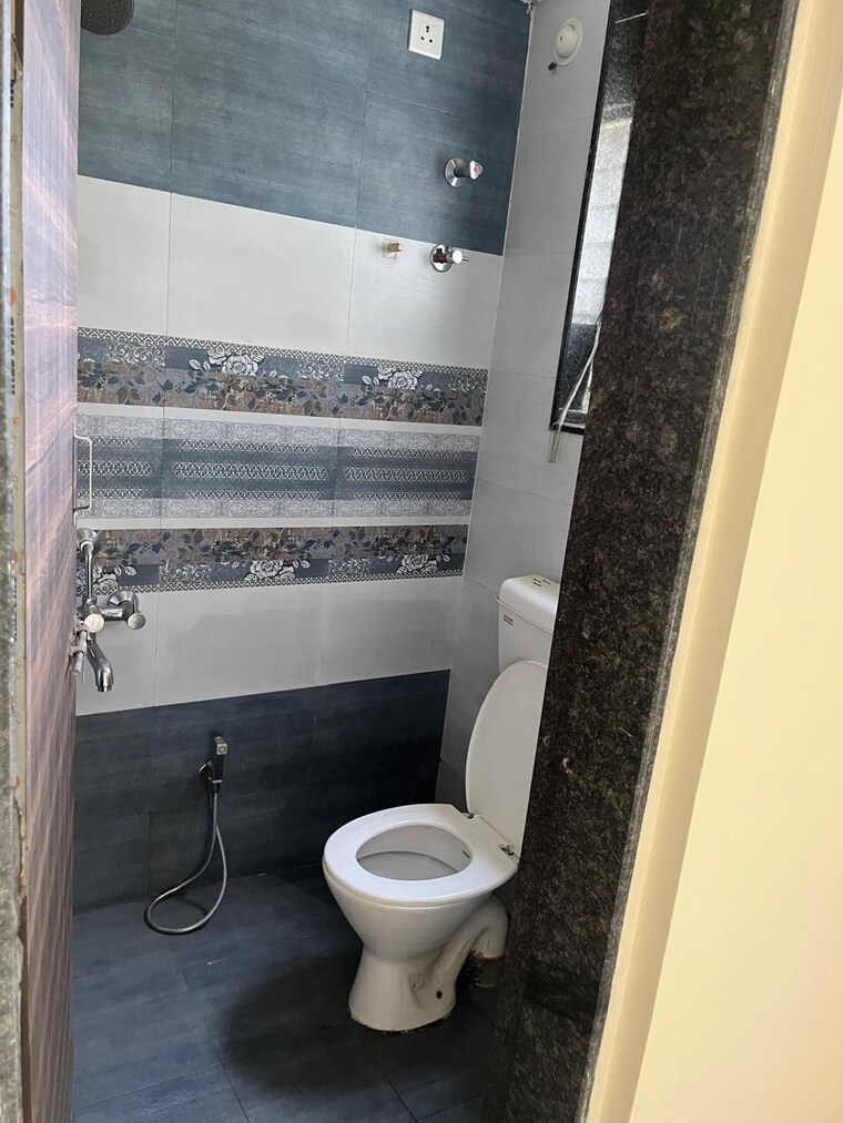 Bathroom, ayush-river-park-view 2 Bedroom 1000 Sq.Ft. Builder Floor In Wakad Pune 8967276