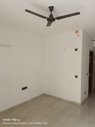 Room in Studio Apartment at Omaxe Hazratganj, Gomti Nagar – for Rent