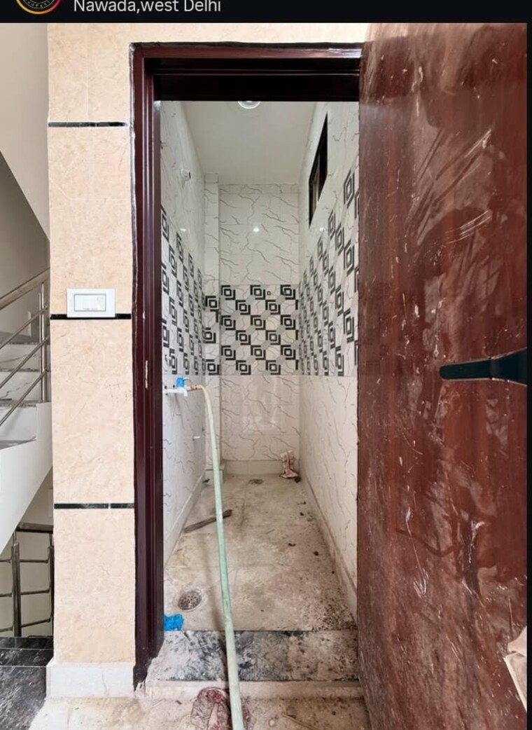 Bathroom, sector 35 2.5 Bedroom 1800 Sq.Ft. Builder Floor In Sector 35 Faridabad 8967267