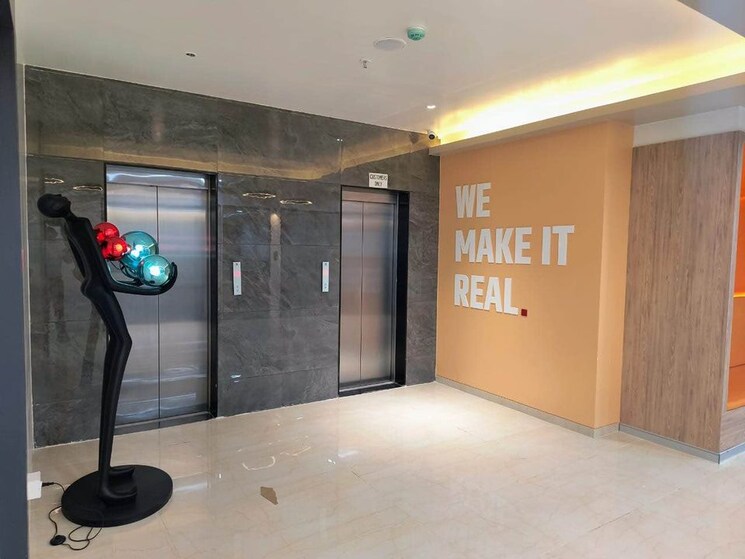 Room, vijay nagar Commercial Office Space 1500 Sq.Ft. In Vijay Nagar Indore 8967259