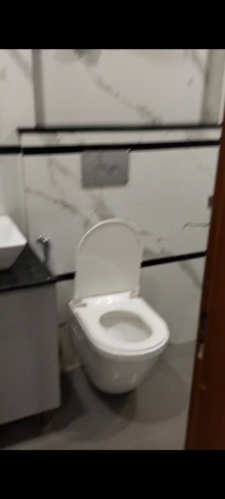 Bathroom, dlf-pink-town-house 1 Bedroom 750 Sq.Ft. Builder Floor In Dlf City Phase 3 Gurgaon 8967284