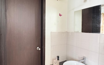 2 BHK Apartment For Rent in Amanora Future Towers, Hadapsar