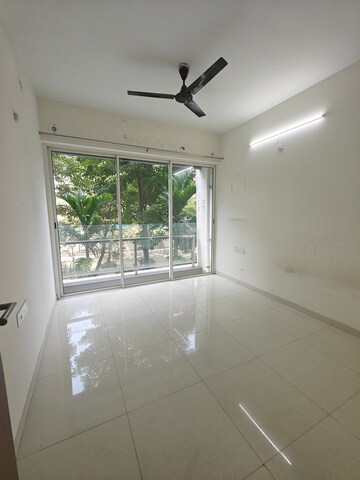 Balcony in 2 BHK Apartment at L & T Seawoods Residences Phase 1 Part A, Seawoods – for Rent