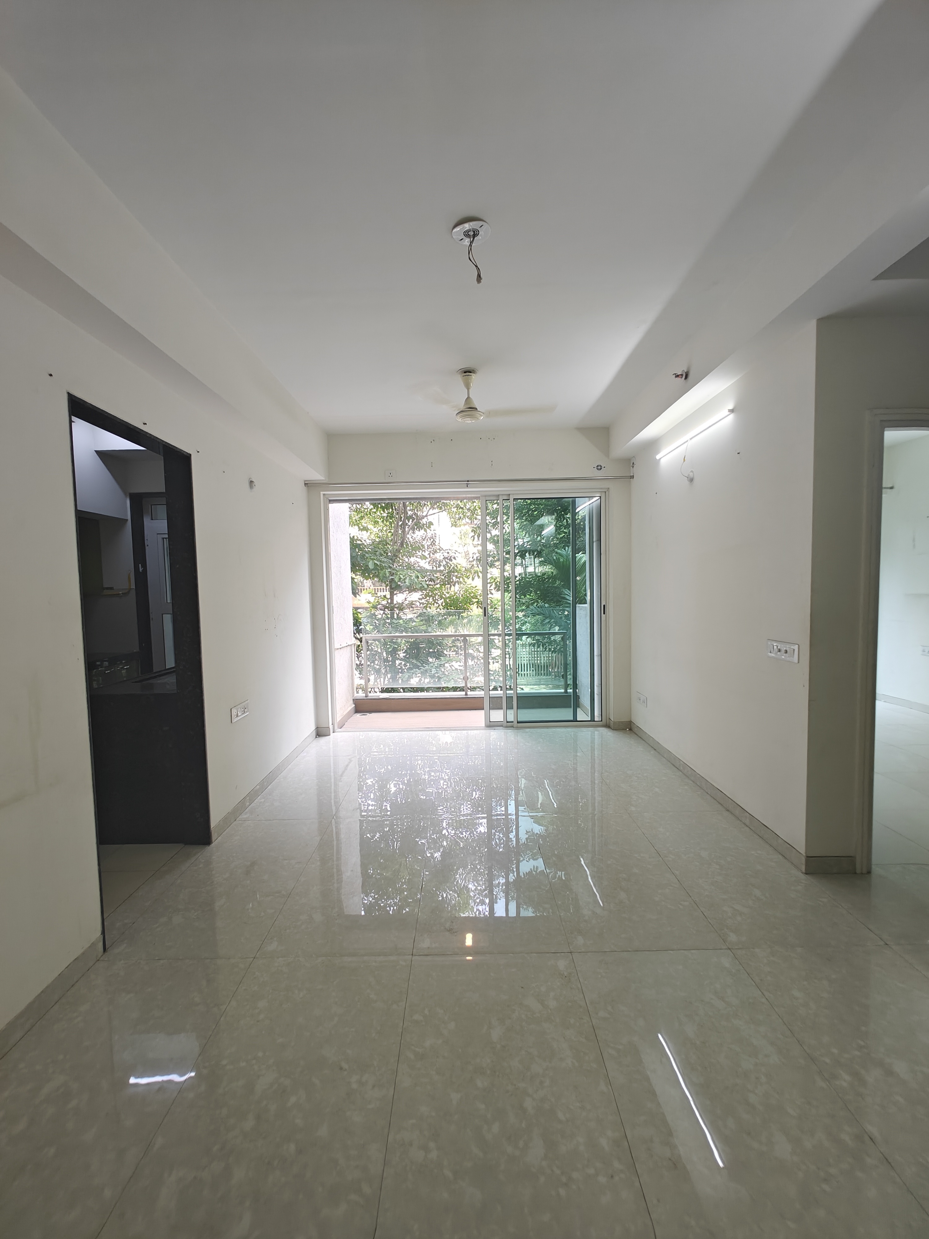 2 BHK 825 Sq.Ft. Apartment in L & T Seawoods Residences Phase 1 Part A