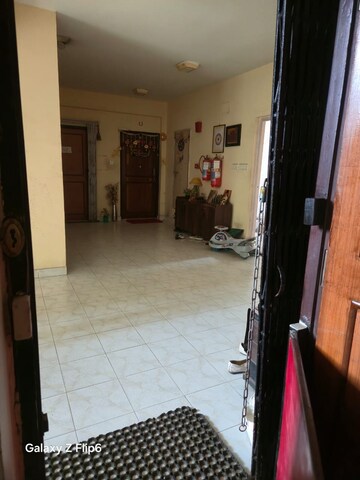 Bedroom in 3 BHK Apartment at Shrachi Greenwood Park, Rajarhat New Town – for Sale