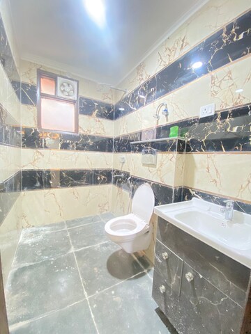  Plot – Exterior View View at Dera Mandi - for Sale