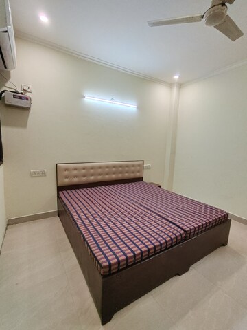 Bedroom in 1 RK Builder Floor at SS 100, Sector 49 – for Rent