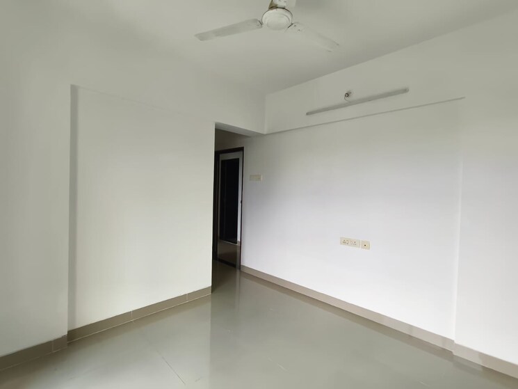 Room, coral-heights 1 Bedroom 450 Sq.Ft. Apartment In Kavesar Thane 8967359