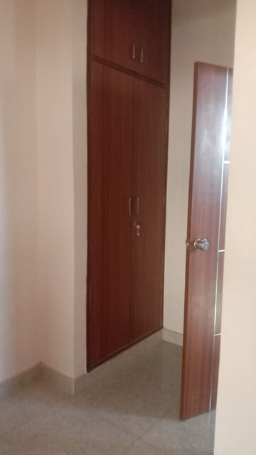 Bathroom in 1 BHK Builder Floor at SS Southend Floors, South City 2 – for Rent