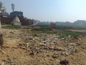  Plot For Sale in Dlf Ankur Vihar