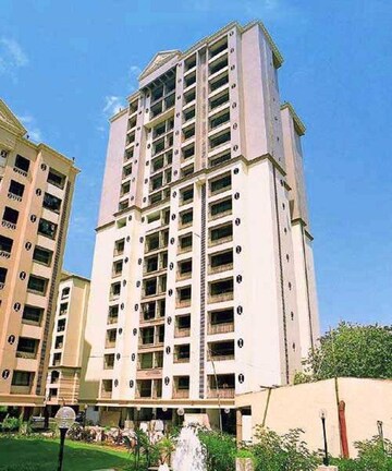 4 BHK Apartment For Sale in Rustomjee Adarsh Regency, Kandivali West
