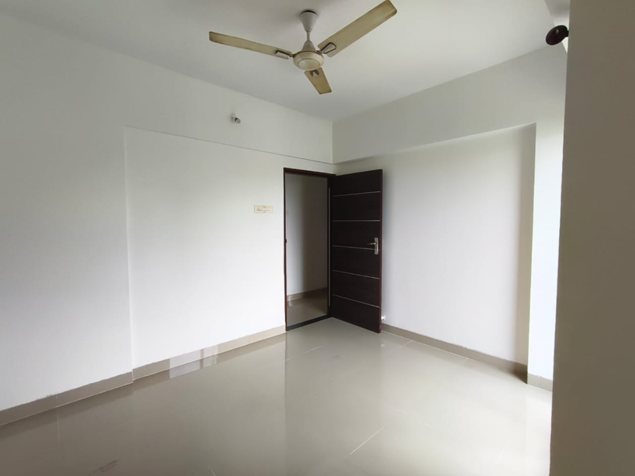 1 BHK + Extra Room Apartment For Rent in Omkareshwar CHS Kavesar