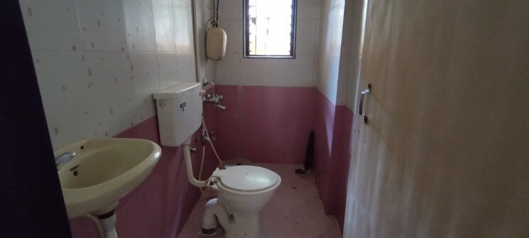 Bathroom, harsh-chs-tilak-nagar 3 Bedroom 950 Sq.Ft. Apartment In Tilak Nagar Mumbai 8967391