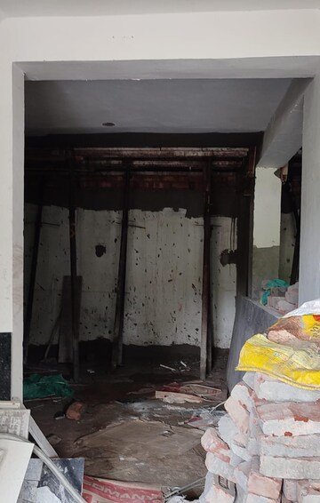 6+ BHK Independent House at Sector 40 – for Sale