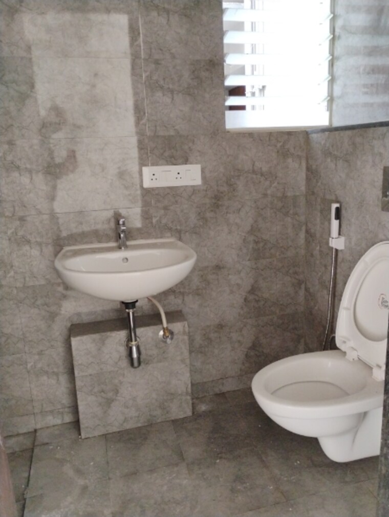 Bathroom, gagan-ela 2 Bedroom 795 Sq.Ft. Apartment In Nibm Road Pune 8967423