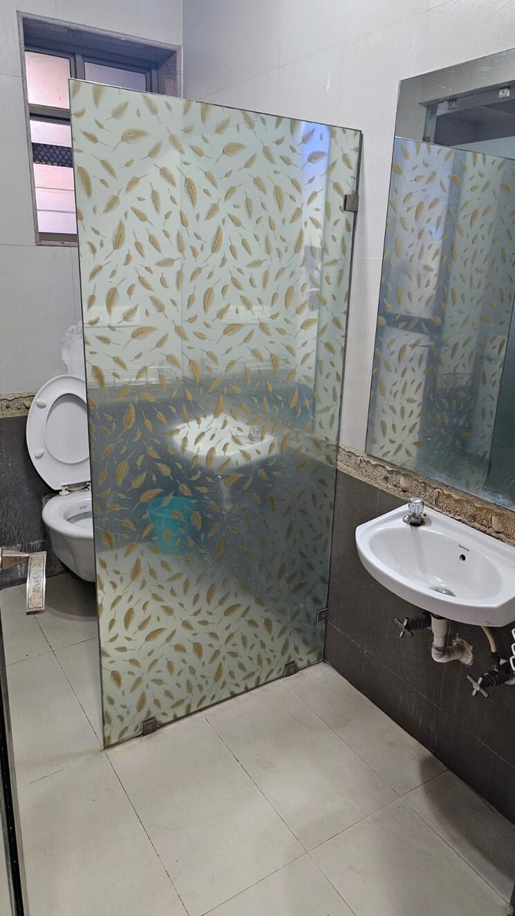 Bathroom, blue-diamond-chs 3 Bedroom 900 Sq.Ft. Apartment In Chembur Mumbai 8967414