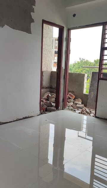 Balcony in 6+ BHK Independent House at Sector 40 – for Sale