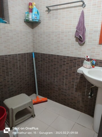 Team Area in 2 BHK Builder Floor at MVL IPark, Sector 15 – for Rent