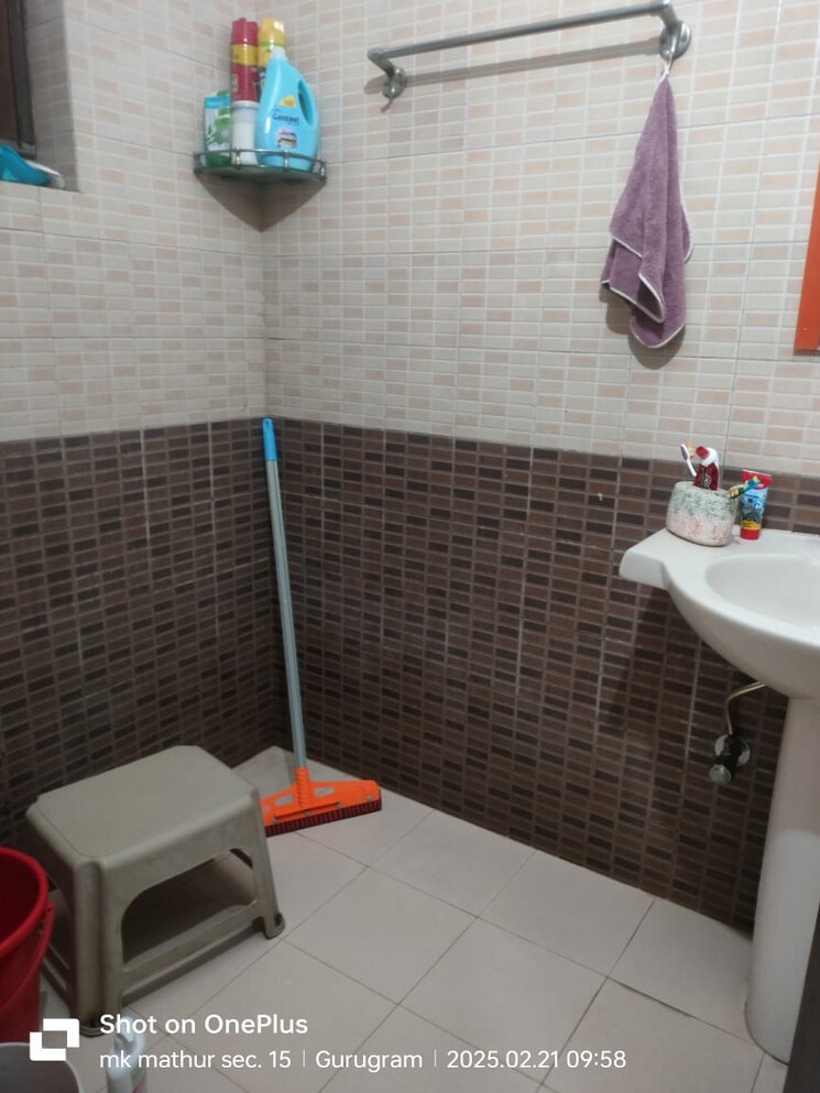 Team Area, mvl-ipark 2 Bedroom 1800 Sq.Ft. Builder Floor In Sector 15 Gurgaon 8967455